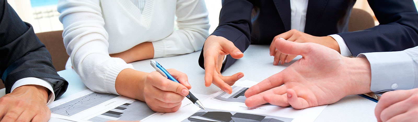 Asesorias, consultorias, externalización de funciones y capacitaciones.